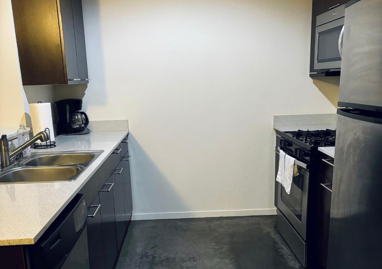 Appartement 1 Bedroom Spacious In Hollywood