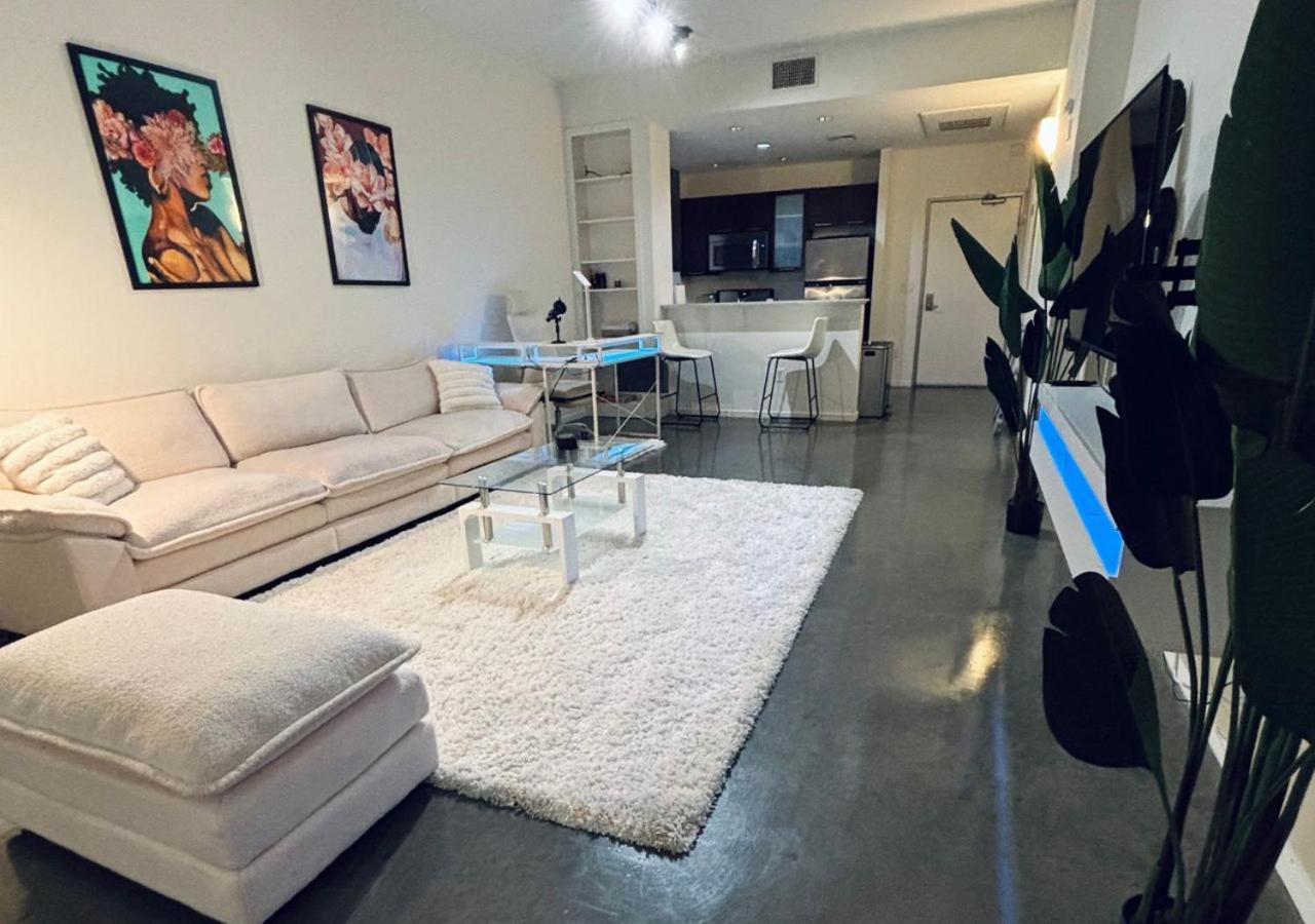 1 Bedroom Spacious In Hollywood Appartement *
